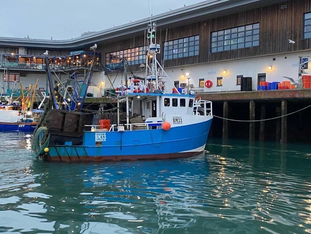 Lobster Pot Apartment With Stunning Harbour And Sea Views And Free Parking For One Car & Pet Friendly Brixham Kültér fotó